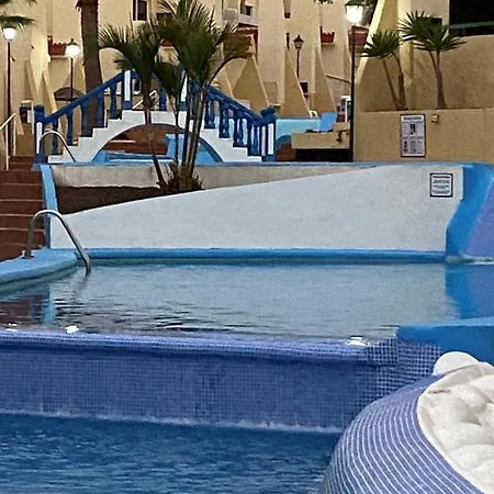Luxury Fronte Piscina Mareverde A&v Апартаменты
