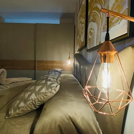 Appartement Luxury Fronte Piscina Mareverde A&v *