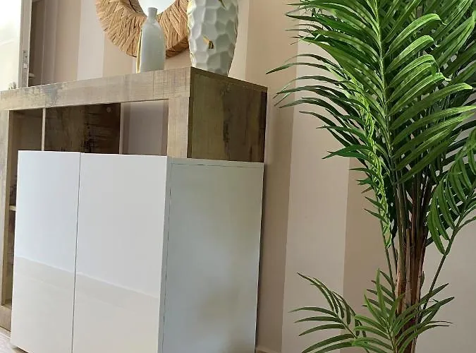 Luxury Fronte Piscina Mareverde A&v * 阿德耶