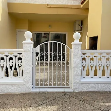 Luxury Fronte Piscina Mareverde A&v Апартаменты