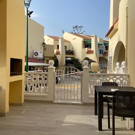 Luxury Fronte Piscina Mareverde A&v