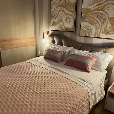 Luxury Fronte Piscina Mareverde A&v Apartment *