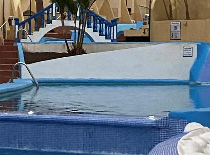 Luxury Fronte Piscina Mareverde A&v Apartment