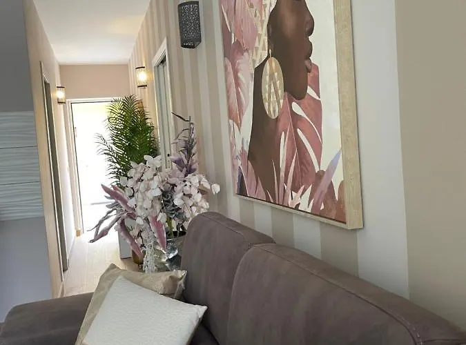 Apartment Luxury Fronte Piscina Mareverde A&v