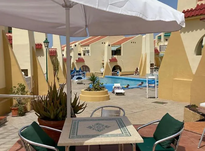 Apartment Luxury Fronte Piscina Mareverde A&v