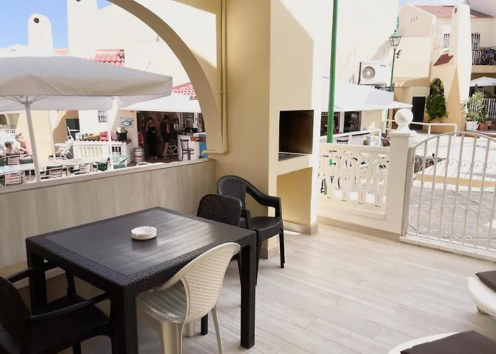 Apartment Luxury Fronte Piscina Mareverde A&v